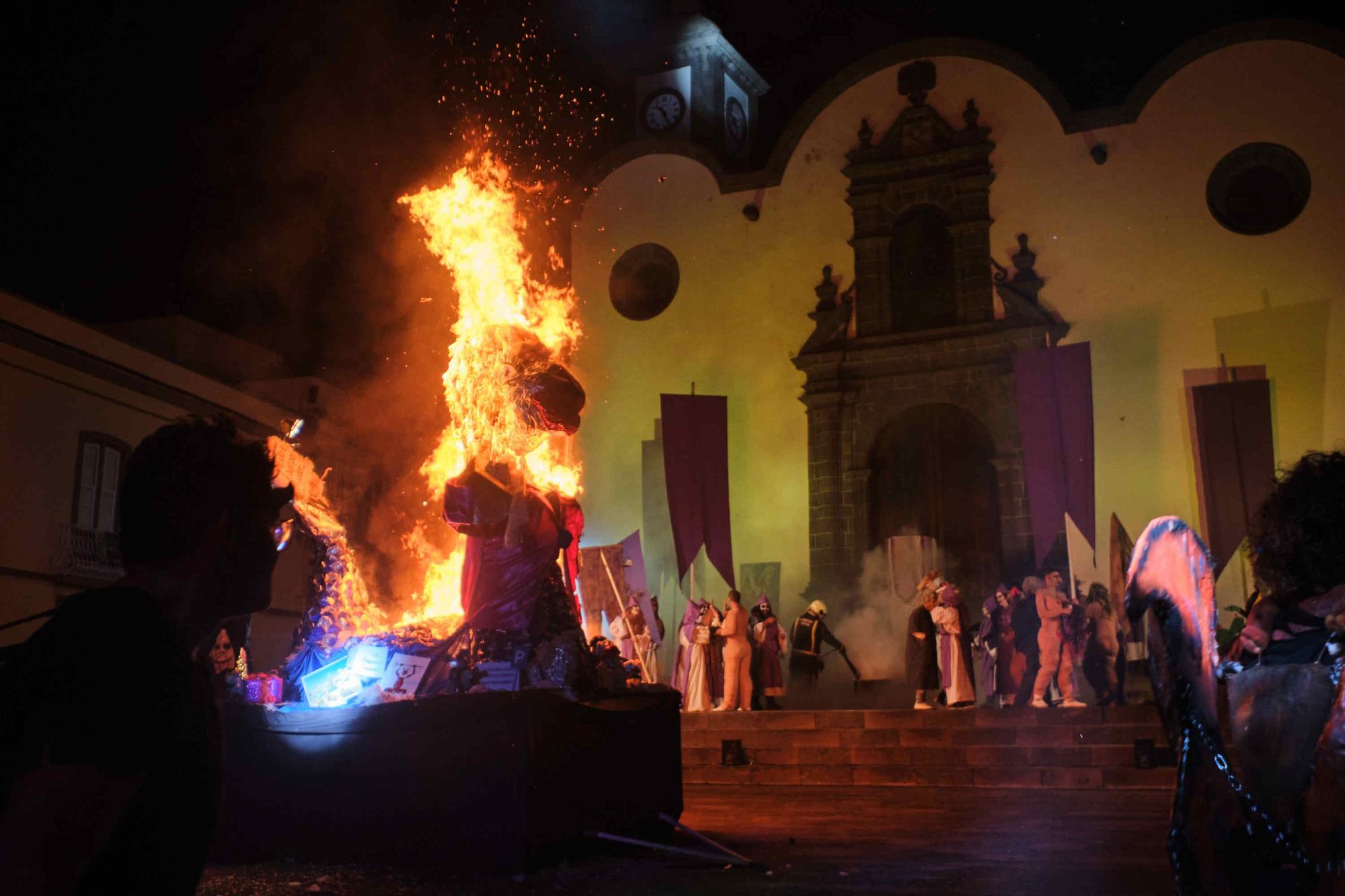 La Noche de Las Burras en Güímar