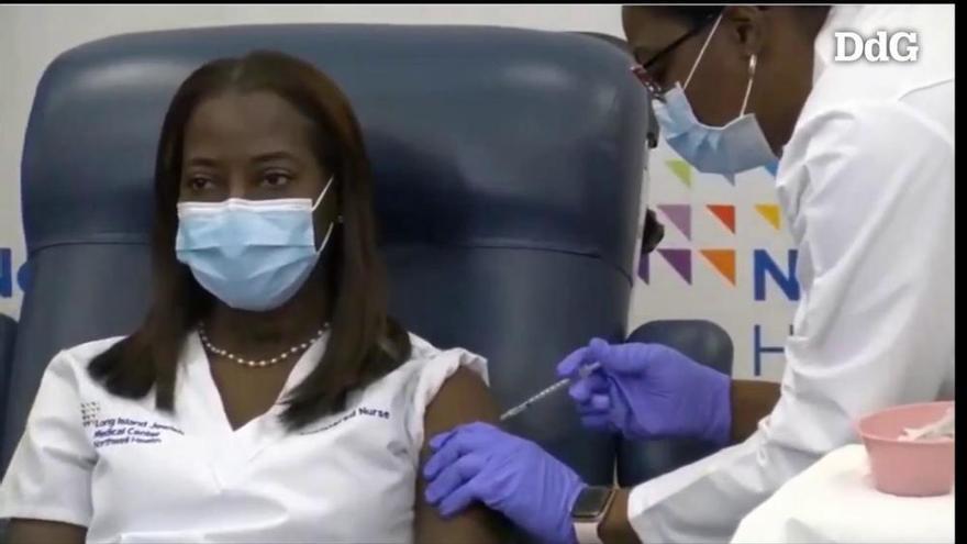 Vídeo| Comença la vacunació contra la Covid-19 als Estats Units