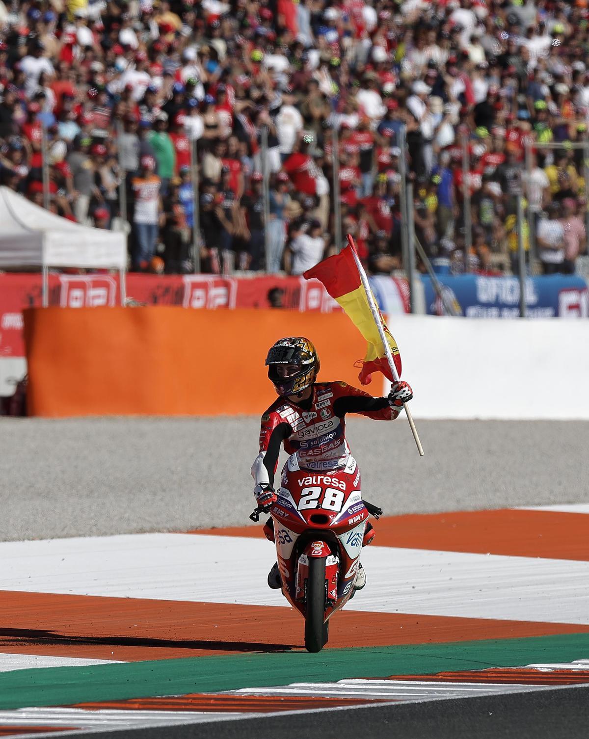 Las celebraciones de los campeones