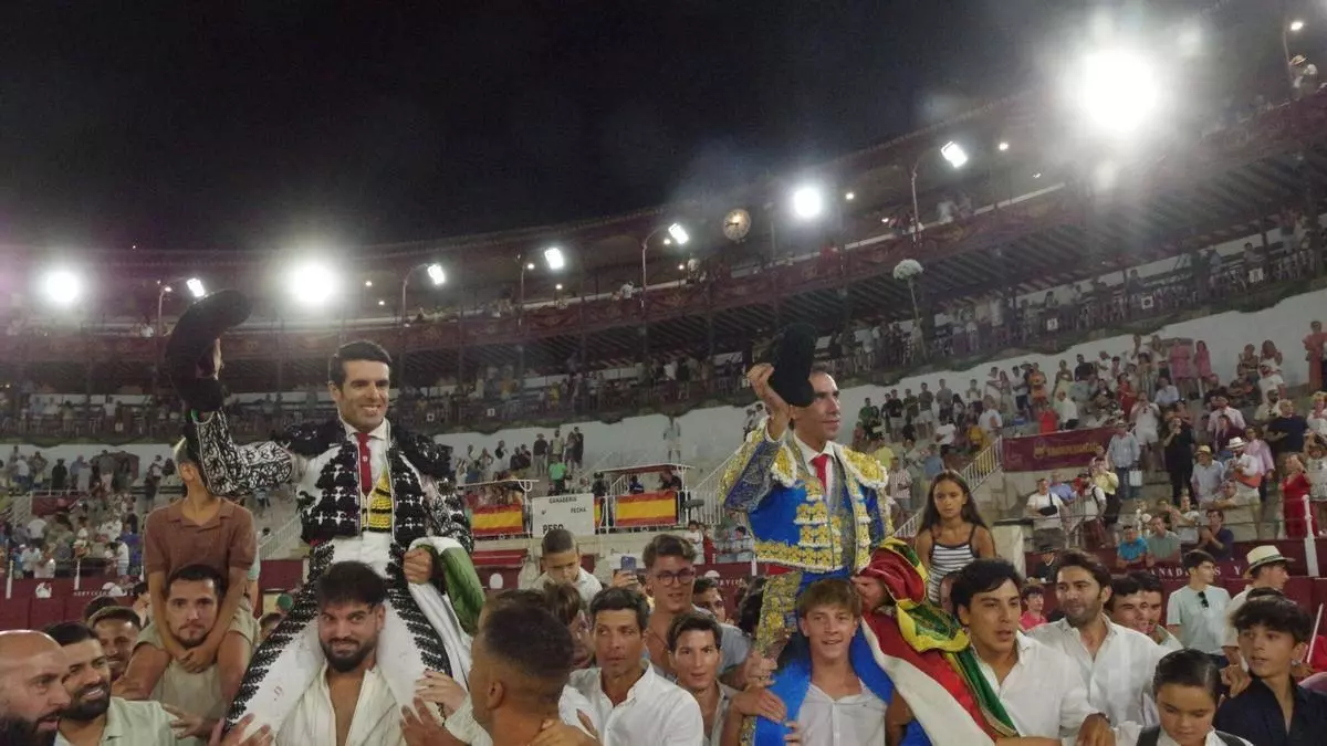 De Justo y Fortes conquistan una tarde de verdad y emoción en la Feria de Málaga con los toros de Victorino Martín