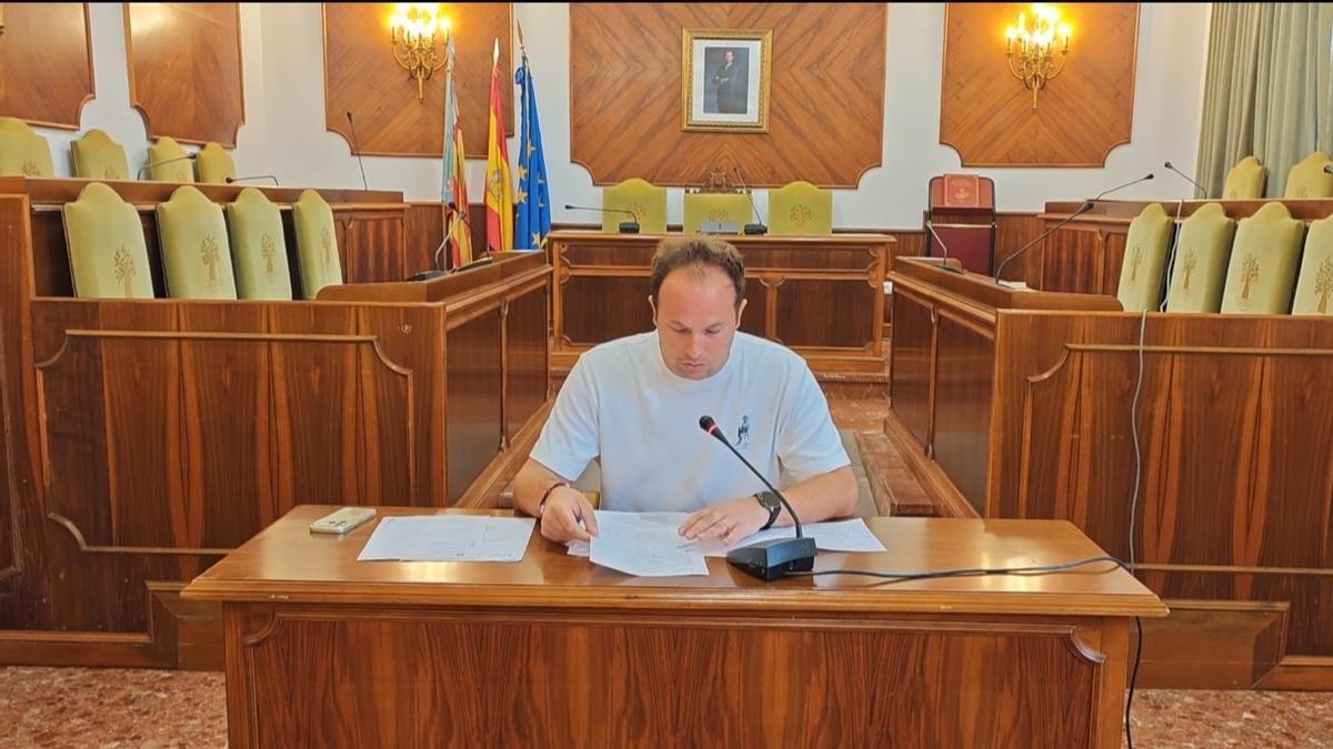 El concejal de Deportes, Joan Mascarell, durante su intervención.