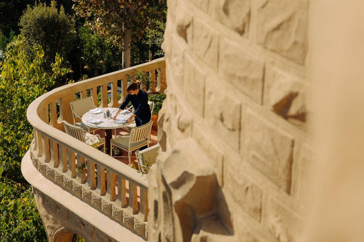 Así ha quedado el nuevo hotel Barcelona Pool House en el Tibidabo