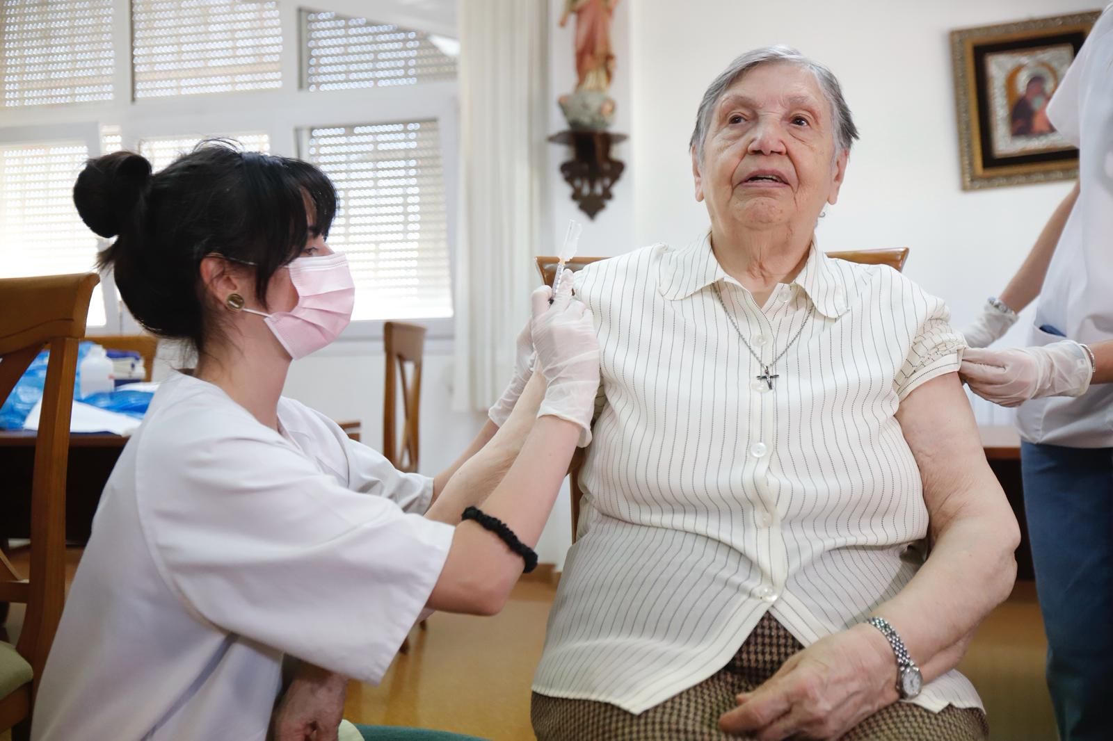 Comienza la vacunación de la gripe en las residencias de Aragón