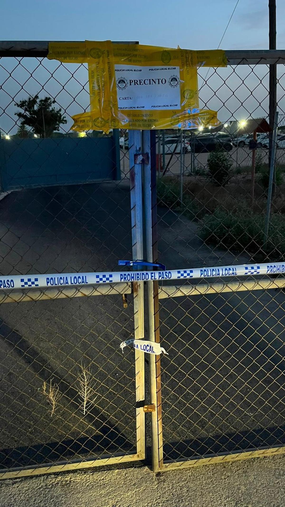 El recinto clausurado el martes por la noche, pasadas las 21 horas, en Torrellano Alto.