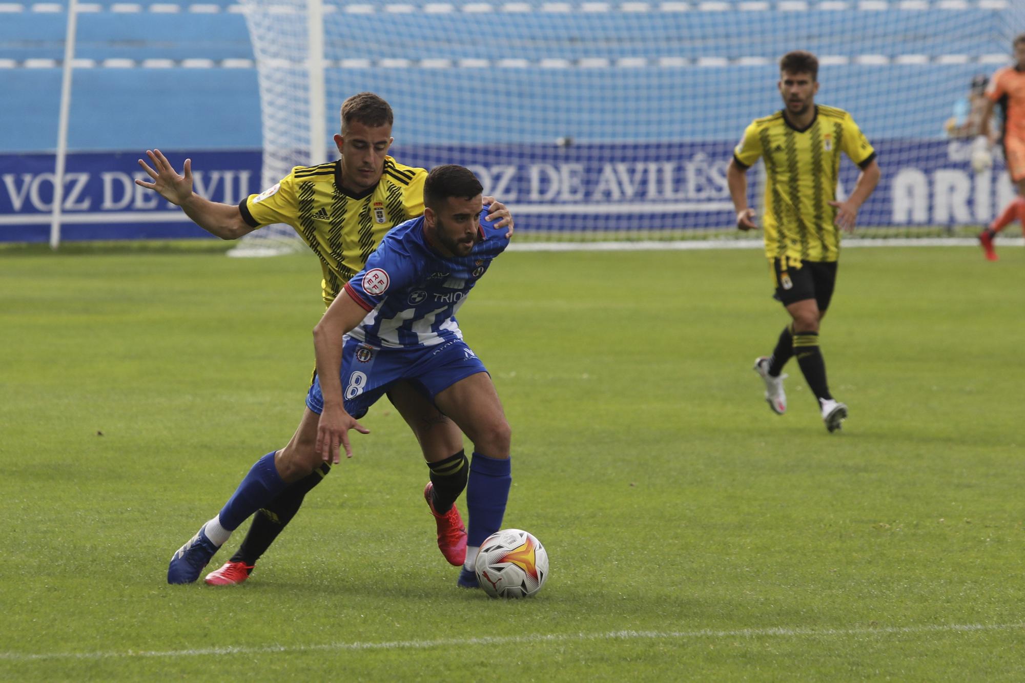 Las imágenes del partido del Oviedo contra el Avilés