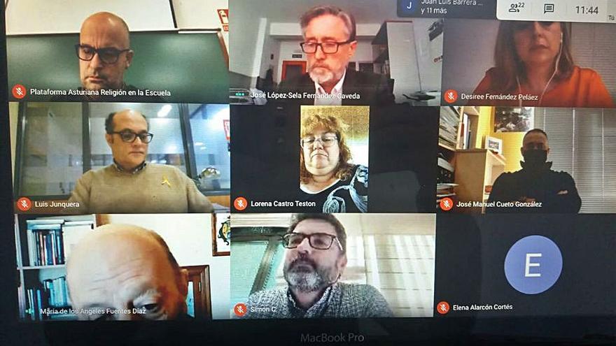 Integrantes de la plataforma, ayer durante la rueda de prensa virtual.