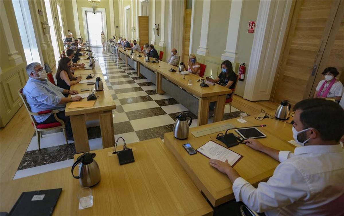 Cáceres destinará 1 millón de euros a familias en situación precaria por la pandemia