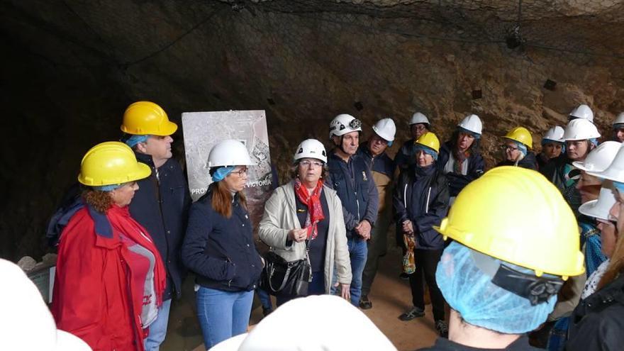 Los vecinos de El Llano del Beal descubren la Cueva Victoria