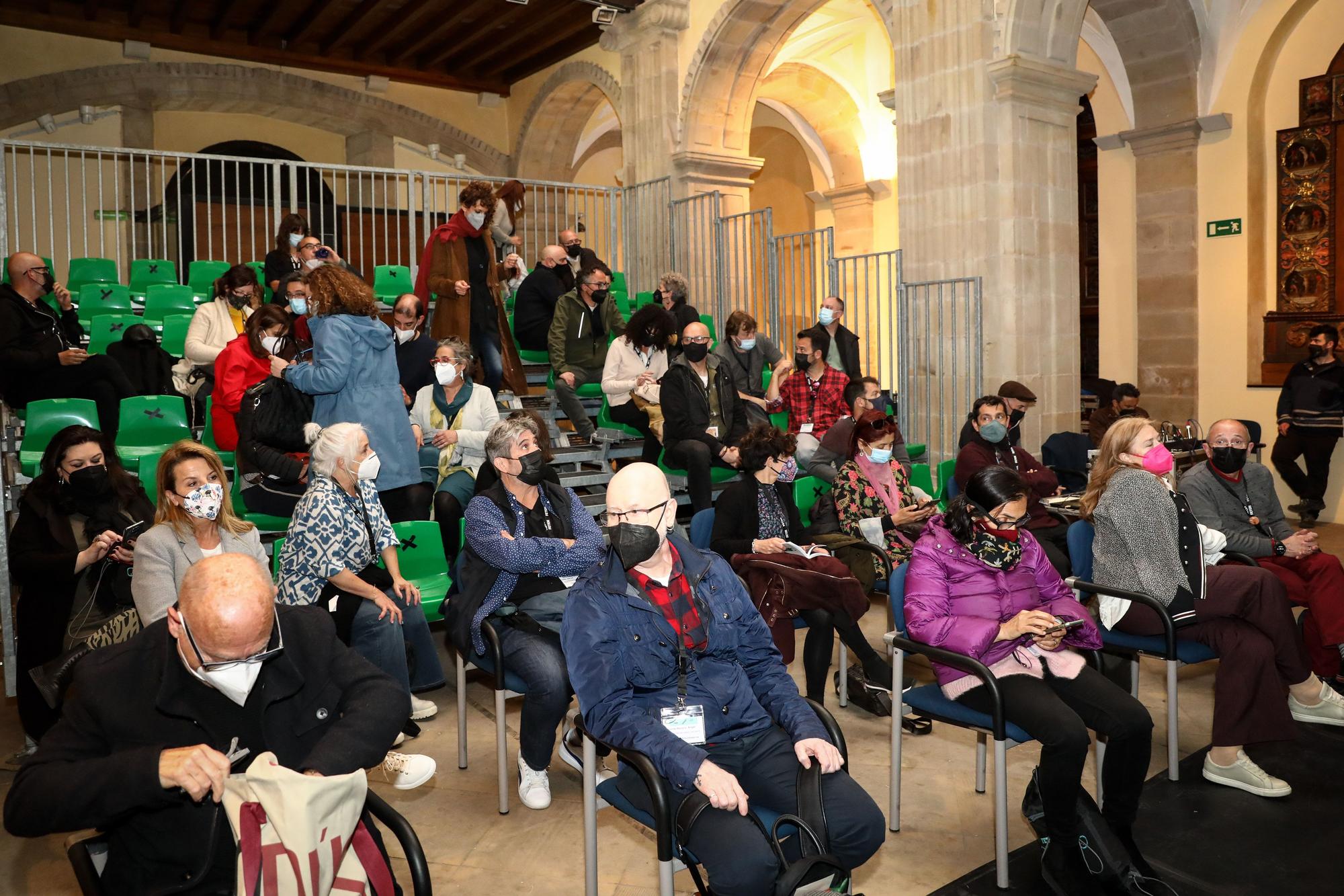 Funeral en Gijón por Isidoro Cortina