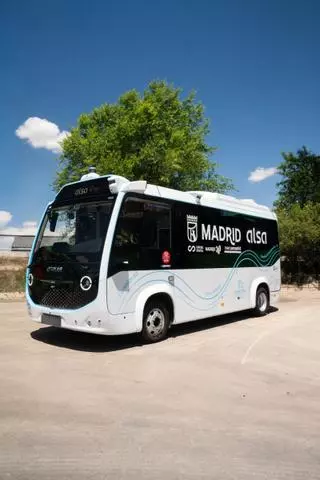 Alsa pone en marcha en Madrid el primer autobús autónomo y a demanda de España