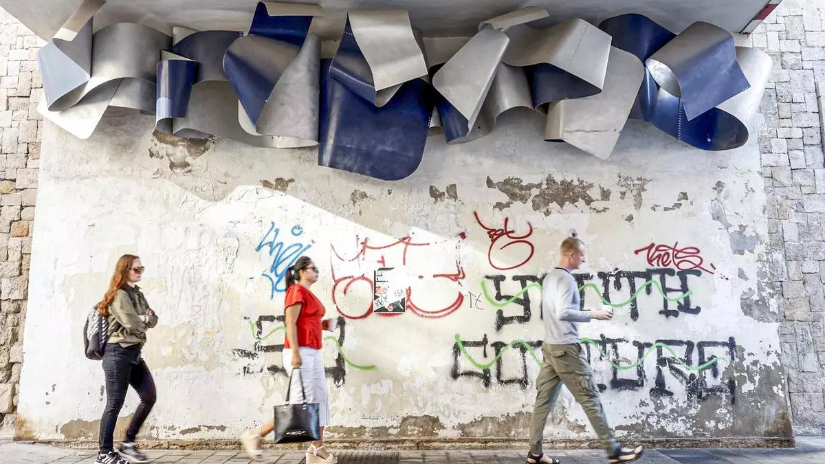 Al arte callejero de Alicante no le sientan bien los años
