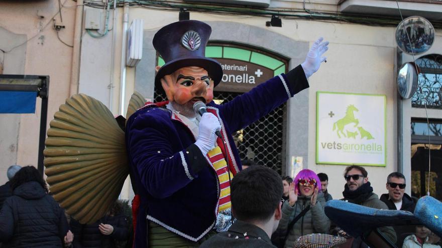 Reviu, amb imatges, la Rua del Carnestoltes de Gironella 2026
