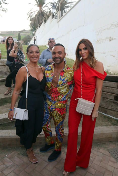 Gran expectación ante el único concierto de Jennifer Lopez en España. Se han formado largas colas hasta la apertura de las puertas del recinto del Marenostrum Castle Park, escenario del concierto.