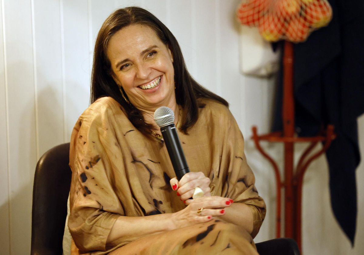La escritora Mónica Montero, durante la presentación de su novela en La Tita Rivera en Vigo