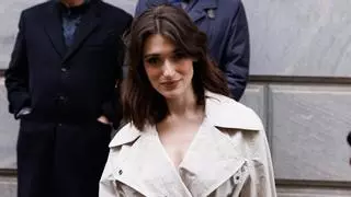 Ni blazer ni cazadora de piel: esta es la chaqueta de H&M que salvará tus looks entretiempo porque combina con todo el armario y es perfecta de día y noche
