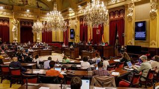 La izquierda pierde la mayoría en el Parlament y queda a expensas del Pi