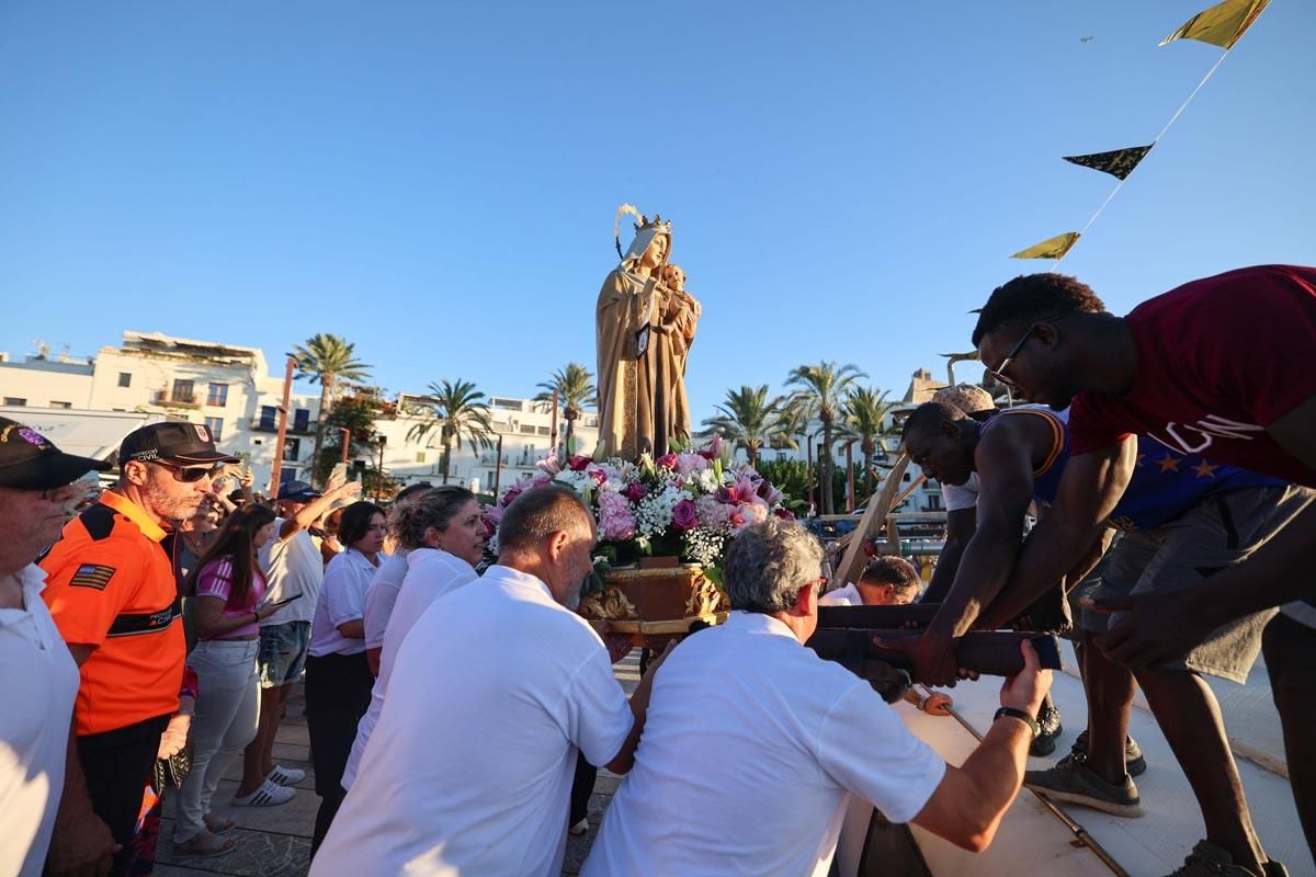 Mira aquí todas las imágenes del Día del Carmen en Ibiza