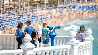 Benidorm confirma la recuperación turística: El consumo de agua en Semana Santa supera al de 2019