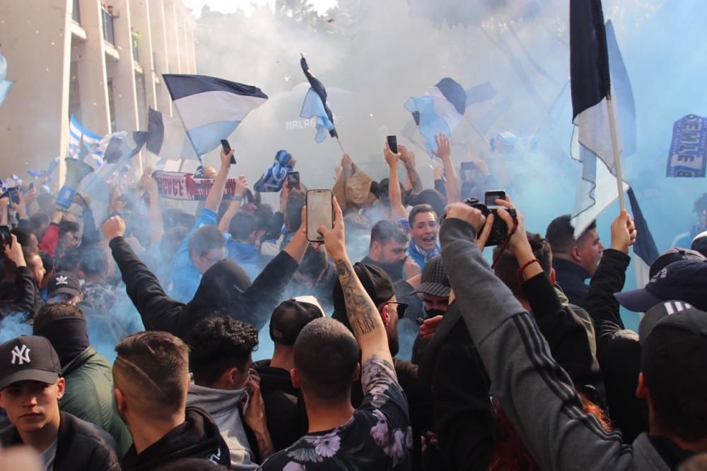 Recibimiento al Málaga CF antes del partido ante el Deportivo