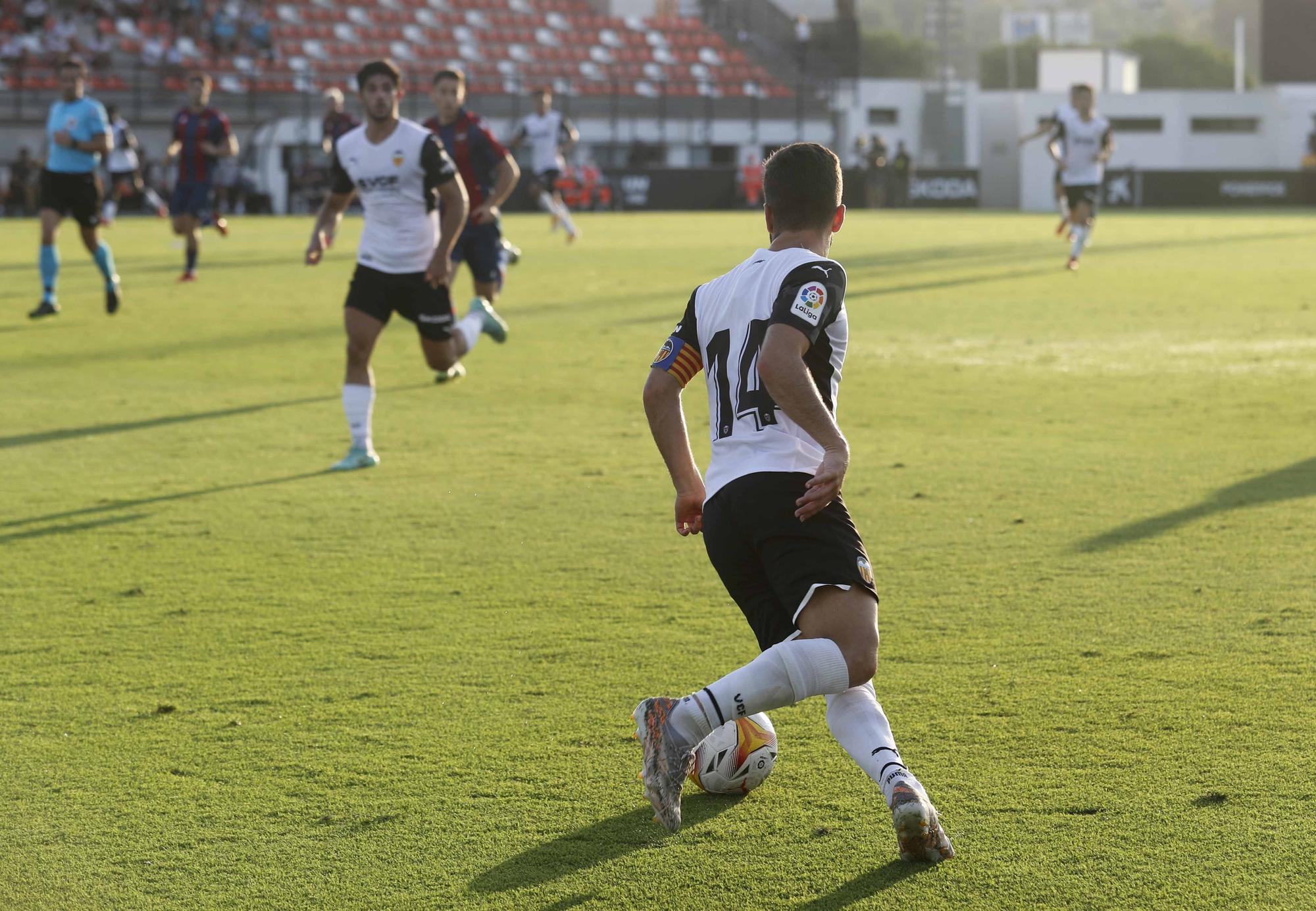 El Derbi Valencia - Levante, en imágenes