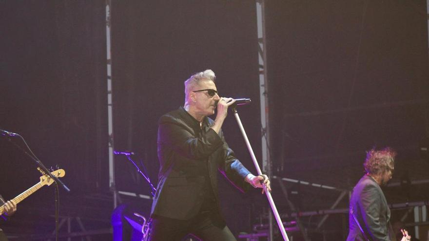 Loquillo convierte Badajoz en una celebración de rock sin pausas