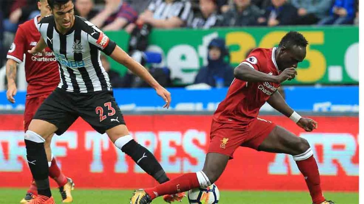 Mikel Merino juega en el Newcastle