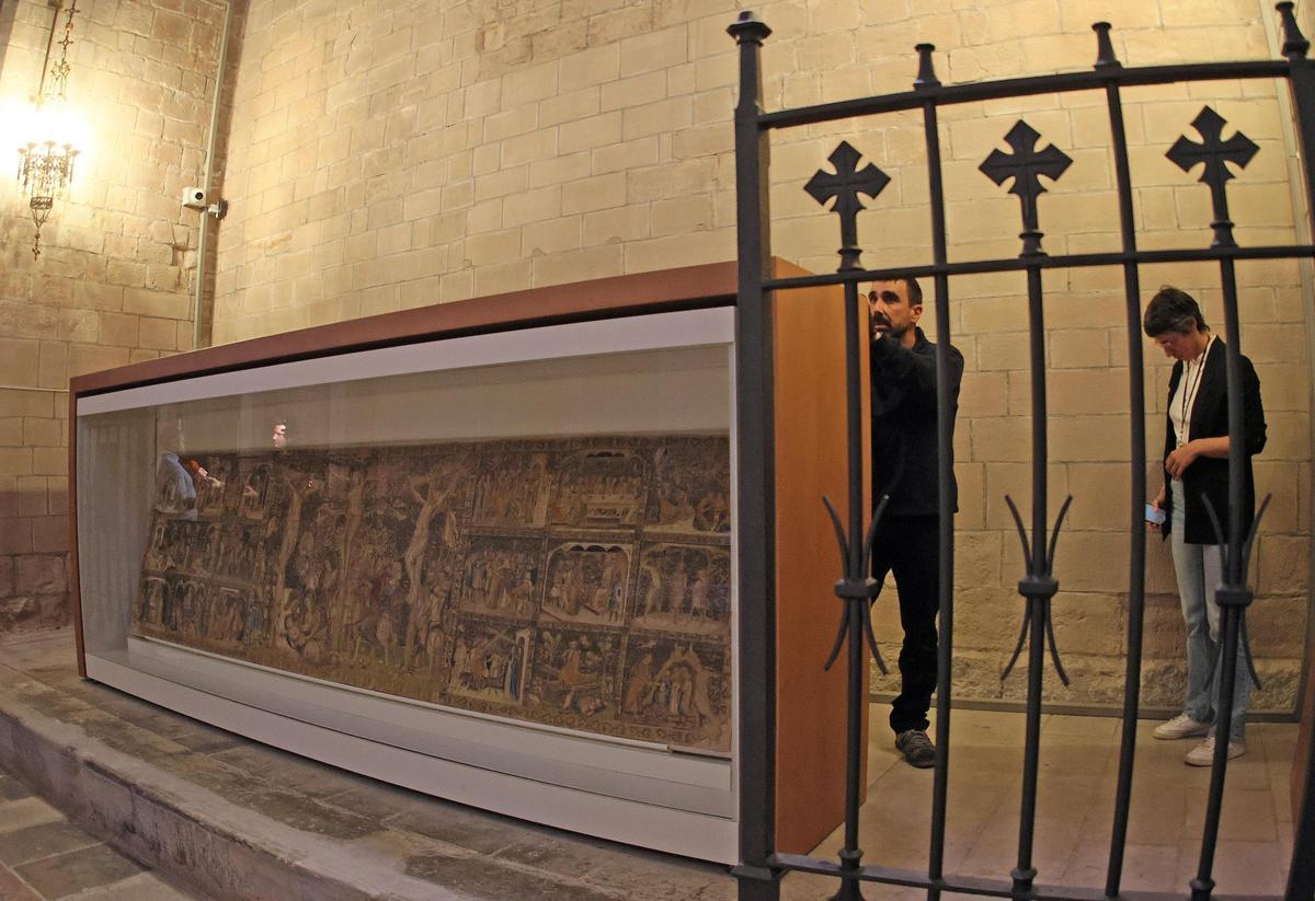 El trasllat del Frontal Florentí de la Seu a Madrid, en fotos
