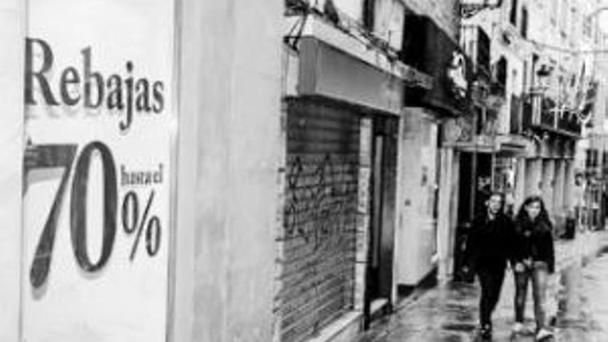 Empiezan las rebajas con más artículos en las tiendas y descuentos hasta del 70%