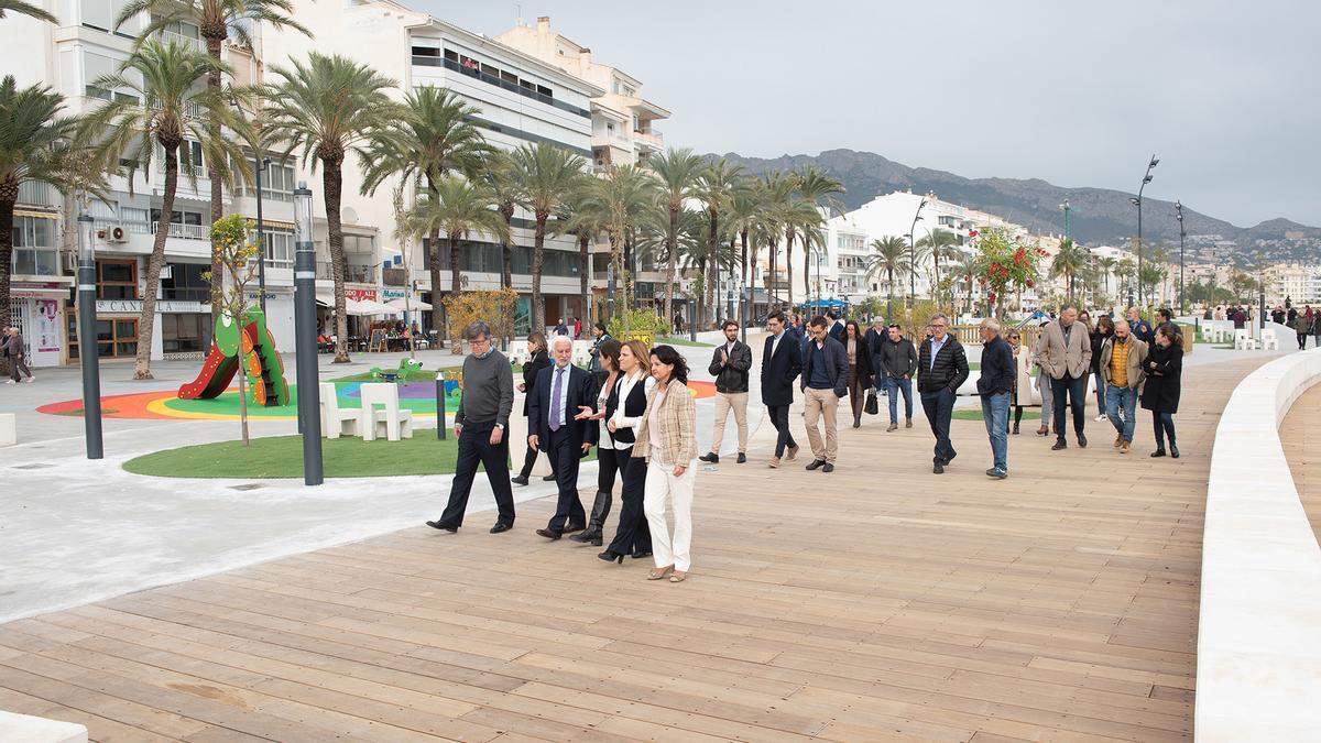 Altea estrena la segunda fase de regeneración del frente litoral urbano -  Información