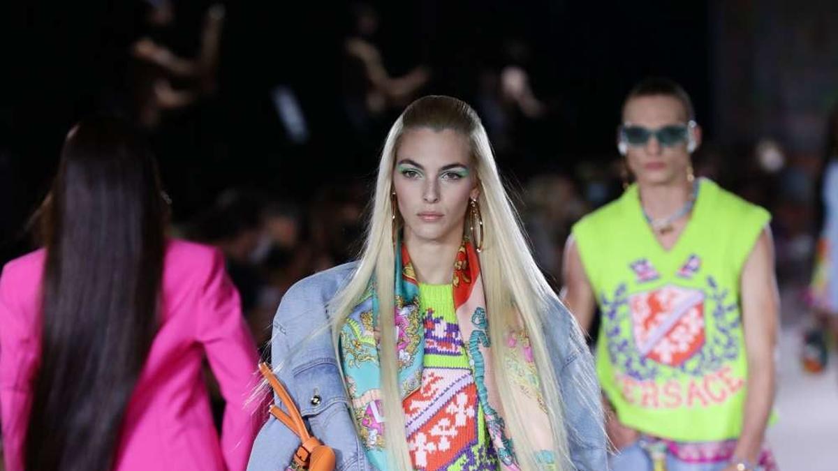 Versace -  Milan Fashion Week - Spring / Summer 2022