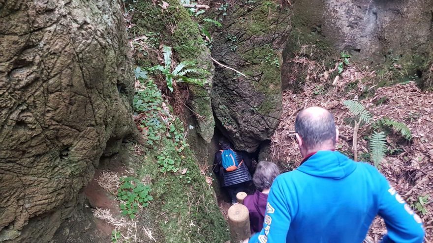 Rutas por Asturias: aprendiendo historias de romanos en As Covas da Andía (El Franco)