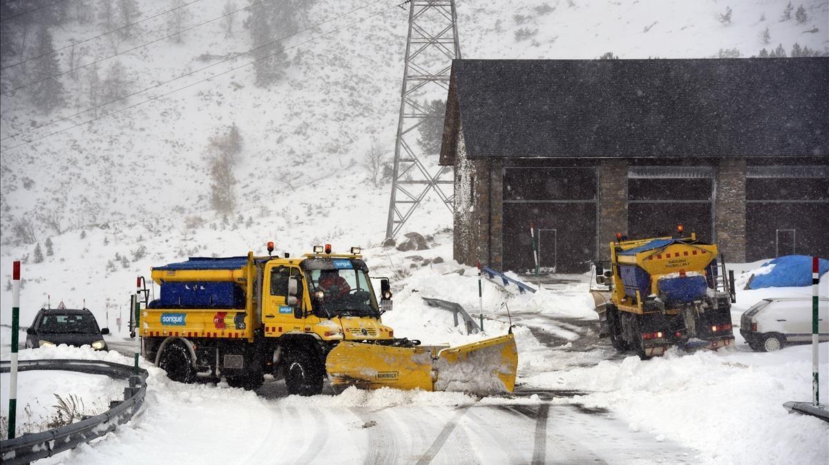 zentauroepp40841236 lleida  primeras nevadas en el port de la bonaigua  vall d a171106132313