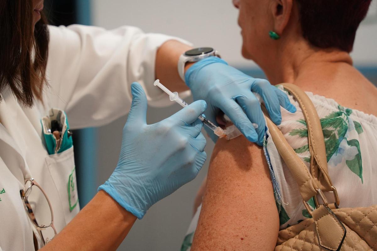 El SES comienza la campaña de vacunación frente a los virus respiratorios en los centros de salud