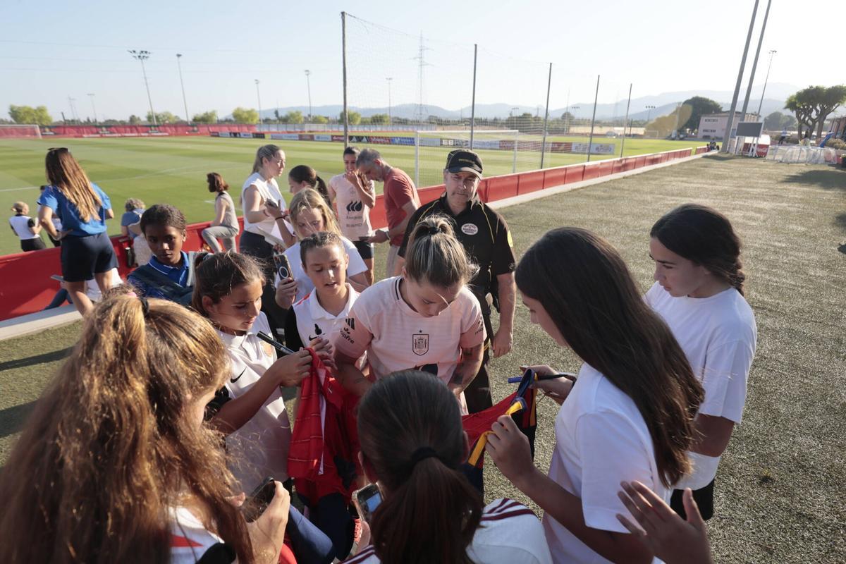 La Selección Española despierta pasiones en Son Bibiloni La Selección Española despierta pasiones en Son Bibiloni