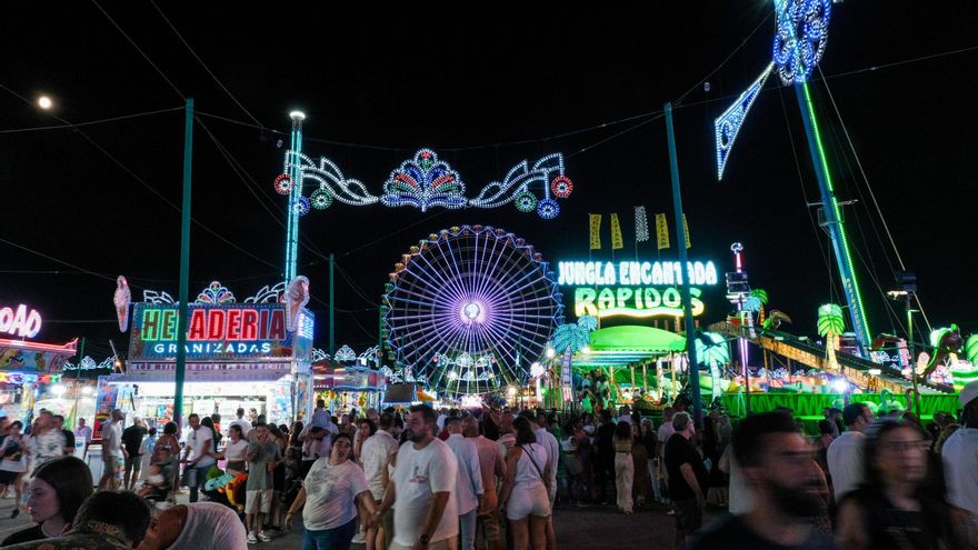 La Feria de Málaga completa su primera noche con éxito
