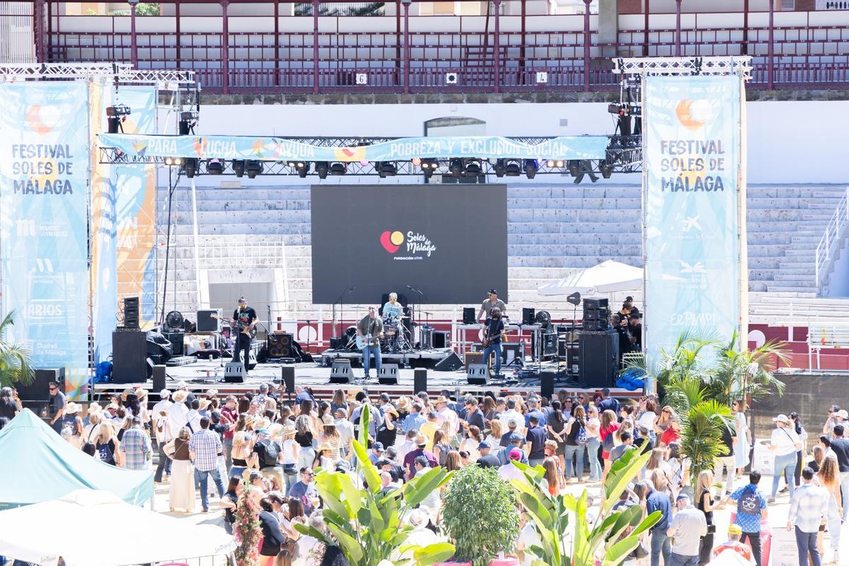 Actuación en la Plaza de Toros de La Malagueta durante el Festival Soles de Málaga 2025