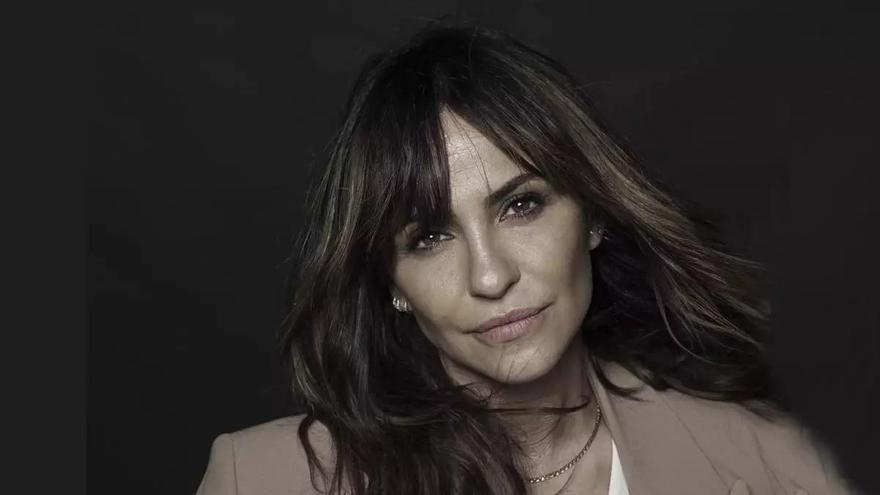 Mélani Olivares visita Zaragoza para hablar de 'Aída y vuelta': cómo acudir al coloquio