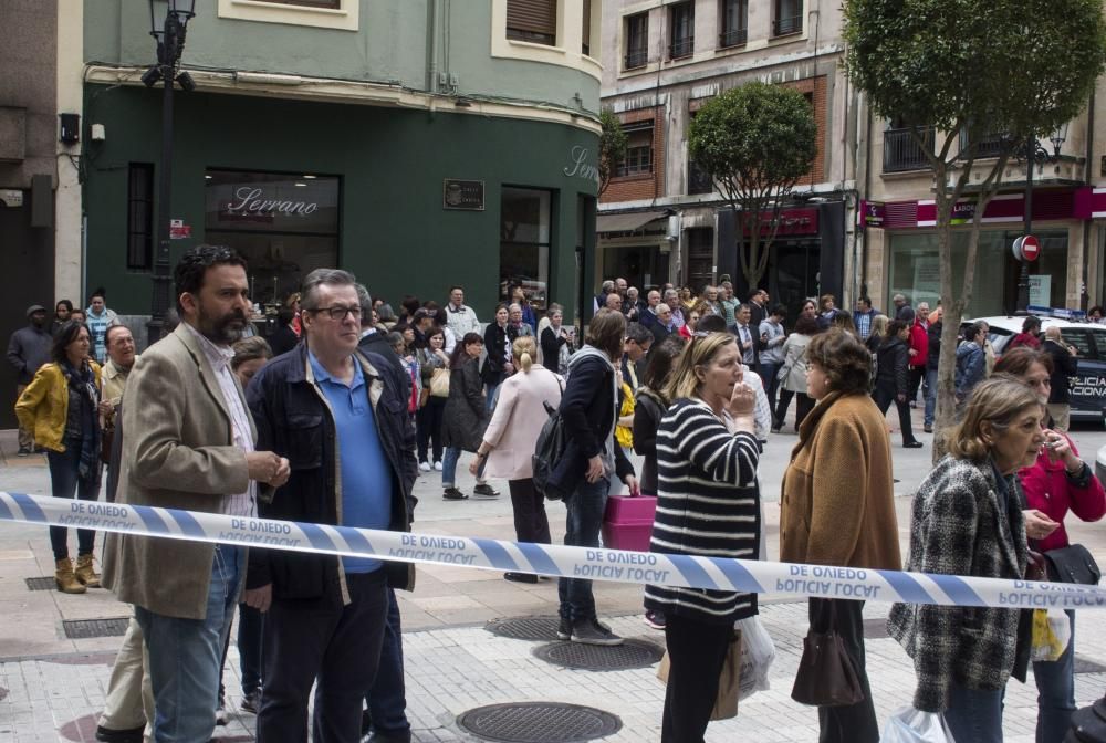 Una mujer fallece al incendiarse su piso en el edificio de Salesas, en Oviedo