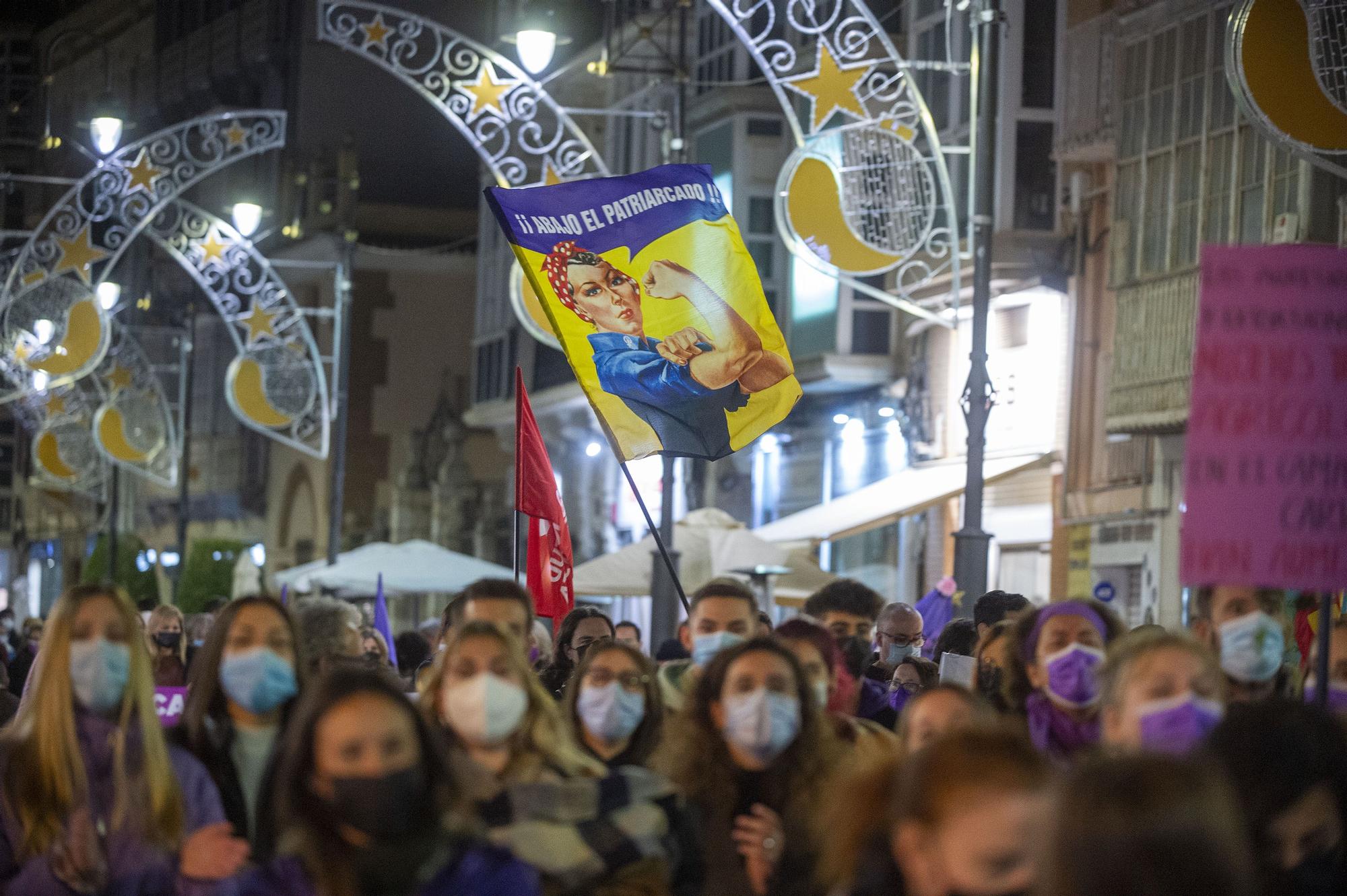 25N: Manifestación contra la violencia de género en Cartagena