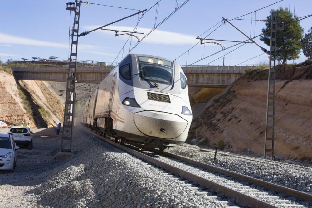 Abren el tramo afectado por las lluvias en la Font de la Figuera