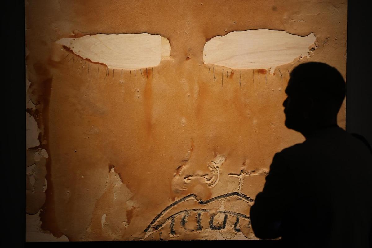 La Fundación Bancaja inaugura la exposición 'Tàpies: Última década 2002-2012'