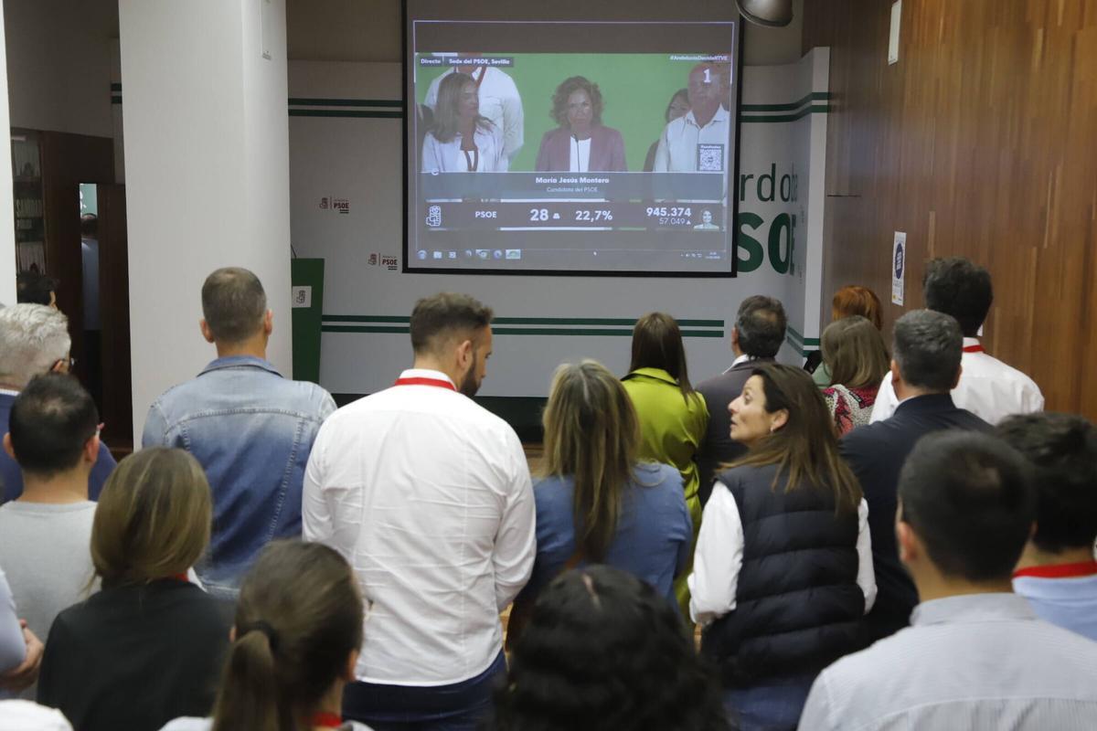 El PSOE de Córdoba mantiene los tres parlamentarios de 2022