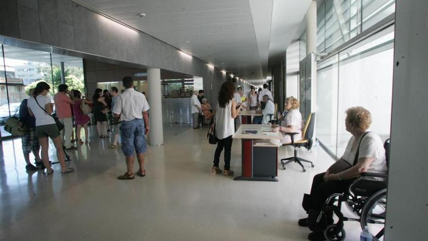 Agreden a un vigilante de seguridad en las urgencias del centro de salud Castilla del Pino