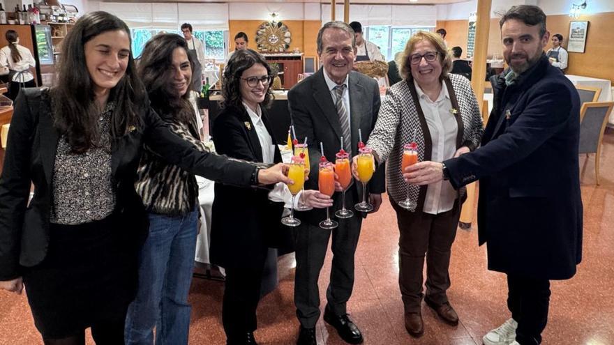 El restaurante del CIFP Manuel Antonio entra en la Navidad |