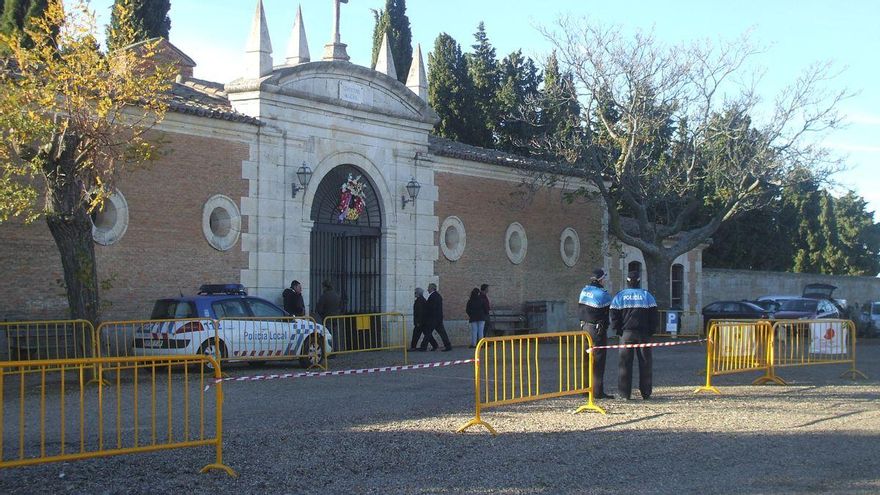 Las visitas al cementerio de Toro se limitan a una hora hasta el 8 de noviembre