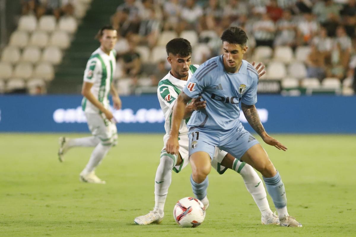 Córdoba CF-Burgos | Las imágenes del partido de Liga Hypermotion en El Arcángel