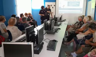 Clases para los mayores en su día