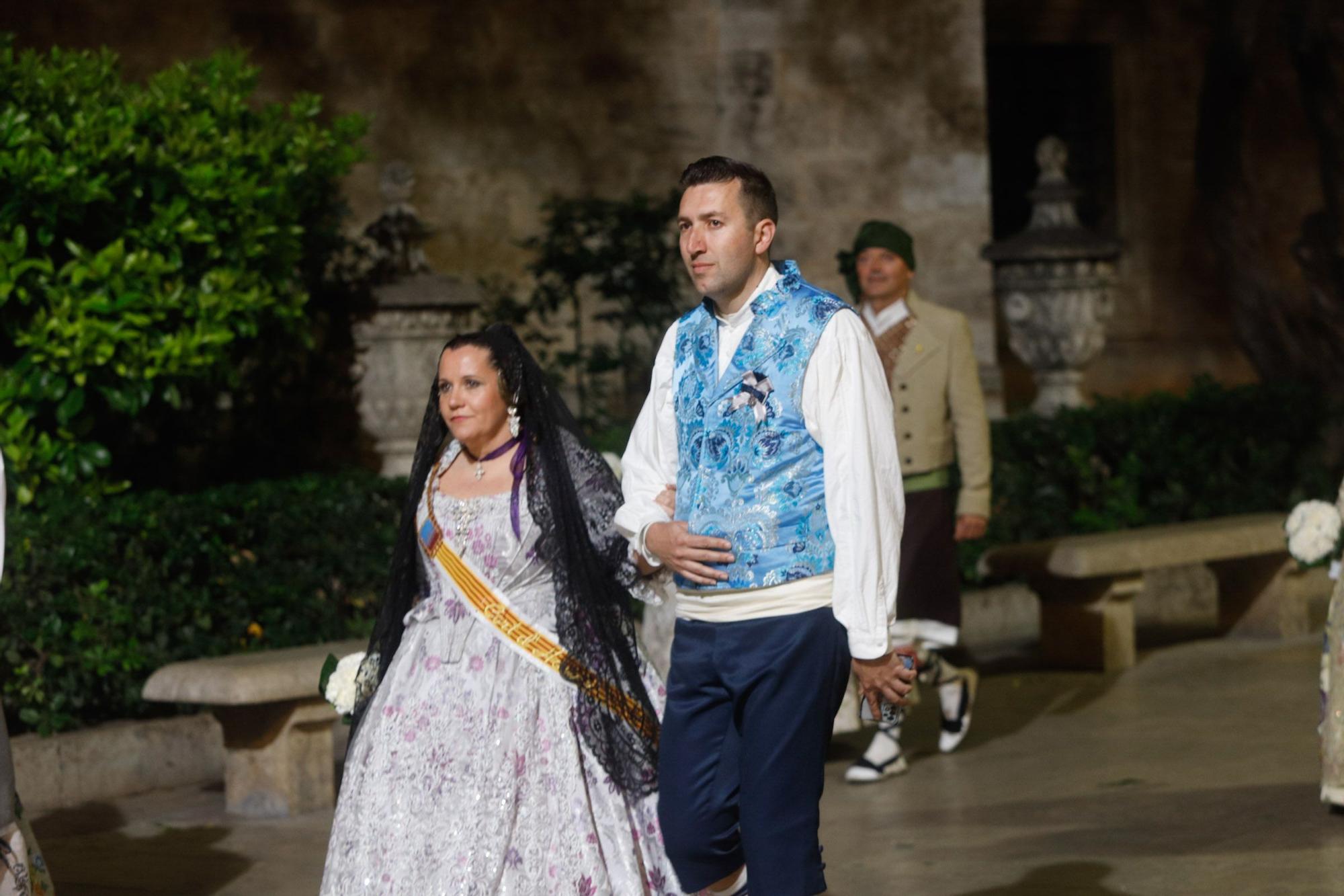 Búscate en el segundo día de la Ofrenda en la calle San Vicente entre las 22 y las 23 horas