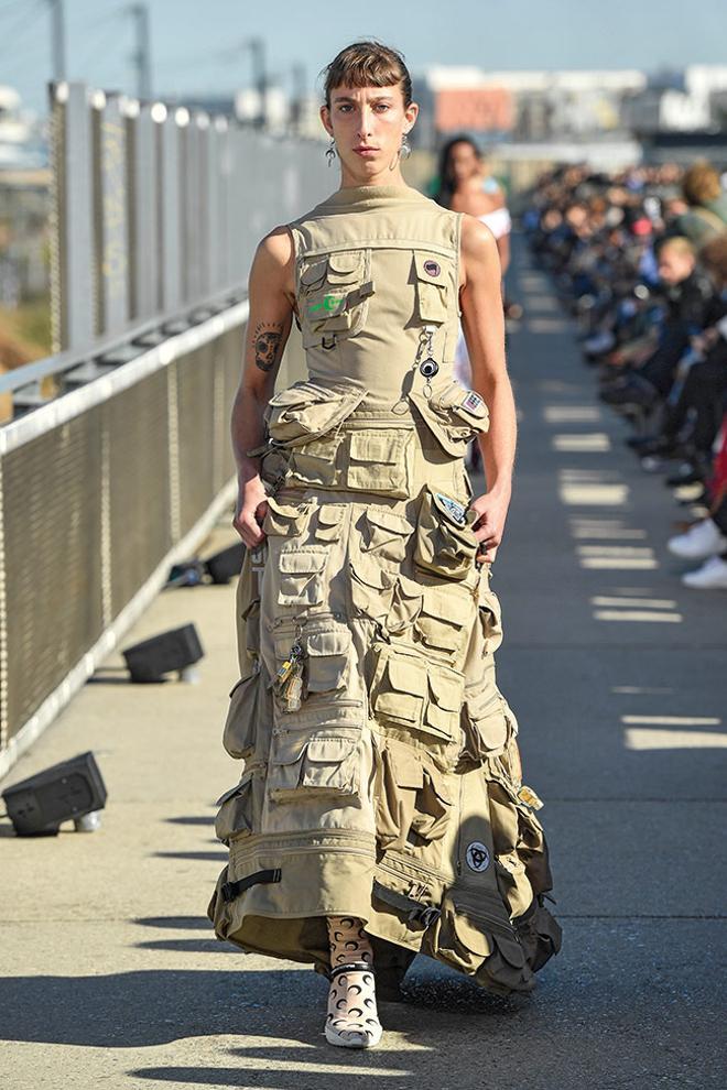 Vestido con bolsillos de Marine Serre