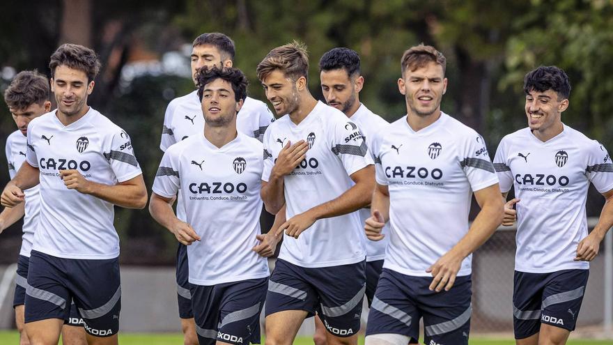 El Mestalla busca la primera victoria en su visita al Leicester